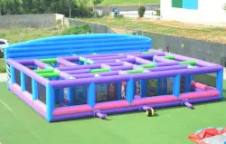 Fun House Maze - Jumptastic